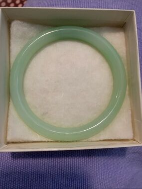 Vintage Light Green Jadeite Bangle Bracelet unisex